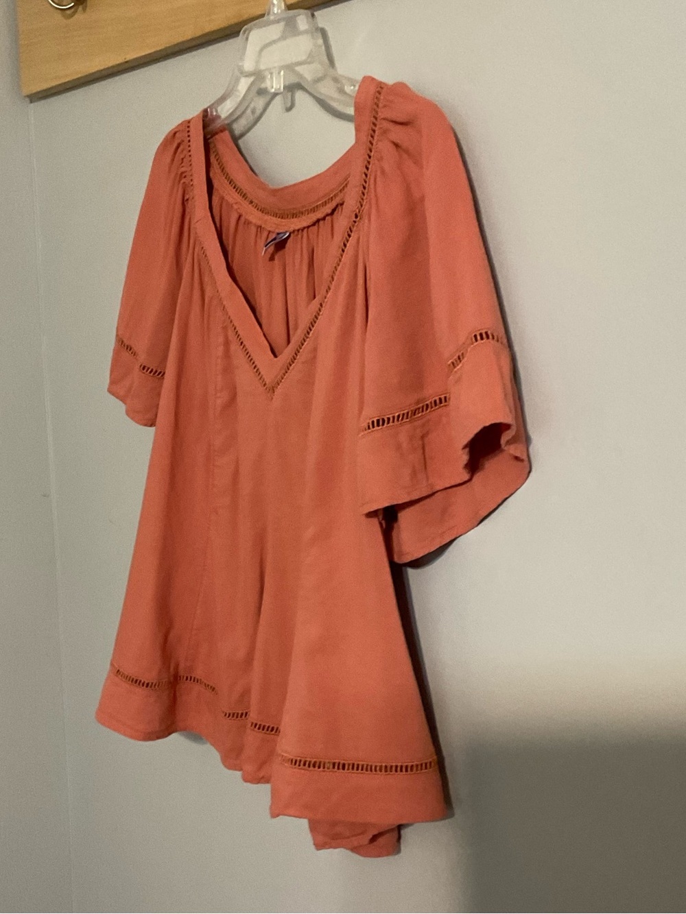 Old Navy Coral Peasant Blouse with Gathered V-Neck Large - Picture 2 of 7